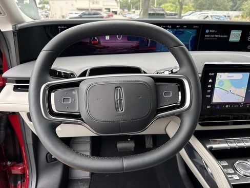 New 2026 Lincoln Nautilus Reserve AWD/4WD image 26