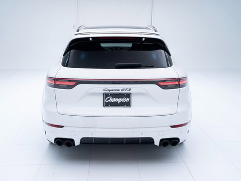 Used 2021 Porsche Cayenne GTS image 10