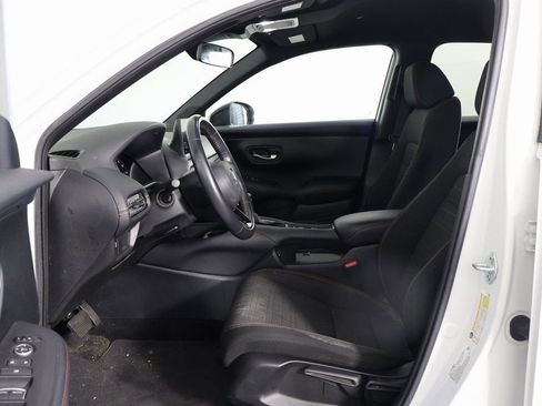 Used 2024 Honda HR-V Sport image 10
