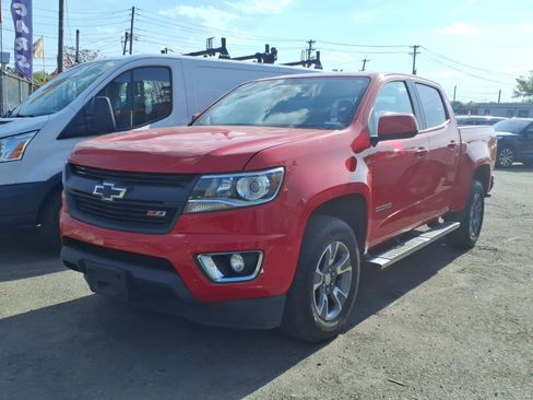Used 2017 Chevrolet Colorado Z71 AWD/4WD image 3