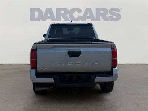 Used 2025 Toyota Tacoma SR5 AWD/4WD image 6