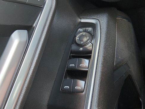 Used 2025 Chevrolet Silverado 1500 LT AWD/4WD image 17