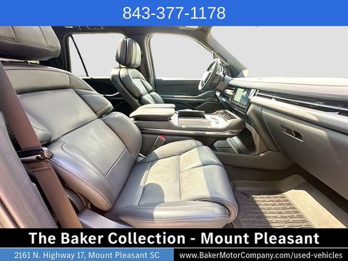 Used 2025 Lincoln Navigator Reserve w/ Jet Appearance Package AWD/4WD image 30