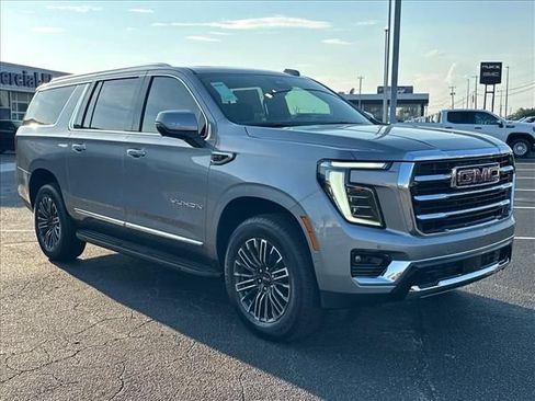 New 2026 GMC Yukon XL Elevation w/ Elevation Premium Package AWD/4WD image 2