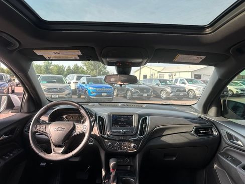 Used 2022 Chevrolet Equinox RS w/ LPO, Floor Liner Package AWD/4WD image 27