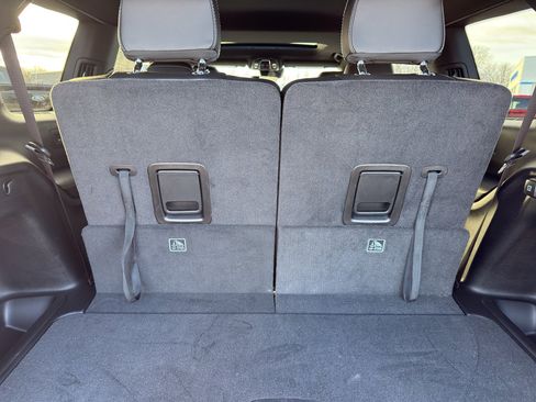 New 2025 Jeep Grand Cherokee L Altitude AWD/4WD image 36