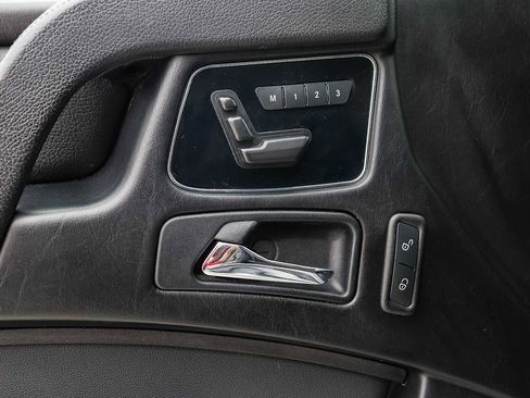 Used 2016 Mercedes-Benz G 550 image 27