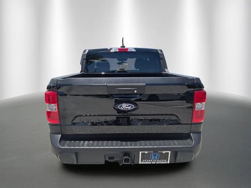 Used 2025 Ford Maverick XL w/ Equipment Group 102A AWD/4WD image 4