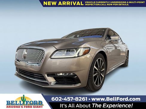 Used 2020 Lincoln Continental Reserve image 1
