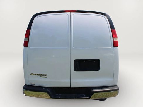 Used 2013 Chevrolet Express 3500 RWD image 6