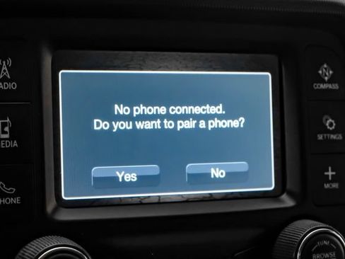 Used 2019 Jeep Wrangler Sport AWD/4WD image 35