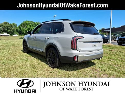 Used 2023 Kia Telluride SX Prestige X-Line AWD/4WD image 3