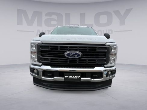 New 2026 Ford F250 XL w/ XL Chrome Package AWD/4WD image 8