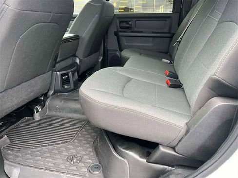 Used 2024 RAM 3500 Tradesman w/ Chrome Appearance Group image 19