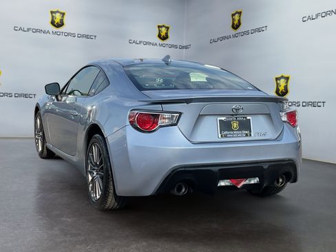 Used 2015 Scion FR-S RWD image 7