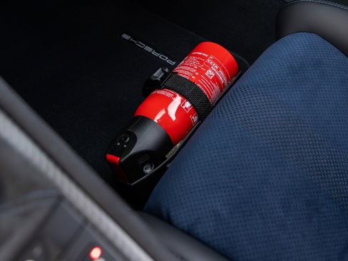 Certified 2025 Porsche 718 Cayman GT4 RS image 43