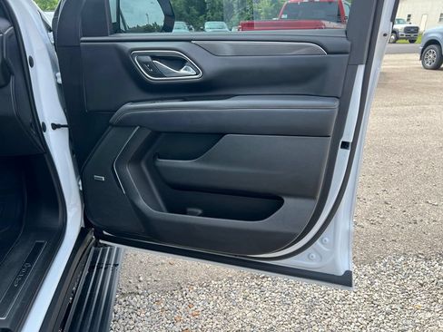 Used 2023 GMC Yukon AT4 w/ AT4 Premium Package AWD/4WD image 21