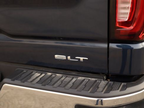 Used 2023 GMC Sierra 1500 SLT w/ SLT Convenience Package image 38