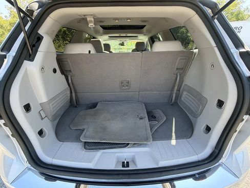 Used 2016 Buick Enclave Leather FWD image 13