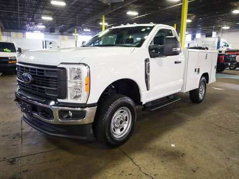 Used 2023 Ford F250 XL w/ Snow Plow Prep Package image 3