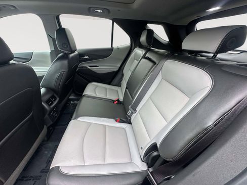 Used 2020 Chevrolet Equinox Premier image 36