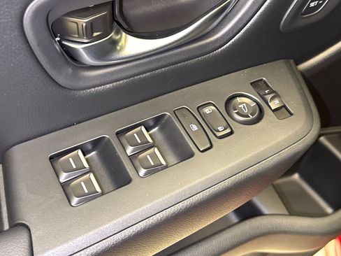 Used 2025 Honda Pilot EX-L image 20