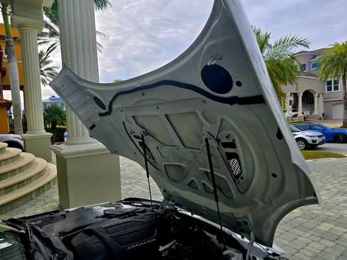 Used 2016 Jaguar F-TYPE R image 64