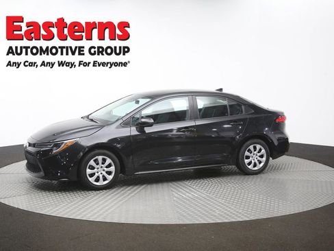 Used 2022 Toyota Corolla LE FWD image 56