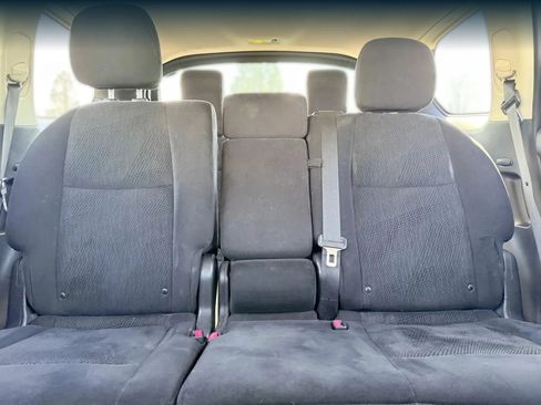 Used 2013 Nissan Pathfinder SV AWD/4WD image 22