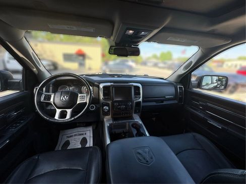 Used 2017 RAM 1500 Laramie w/ Convenience Group AWD/4WD image 29