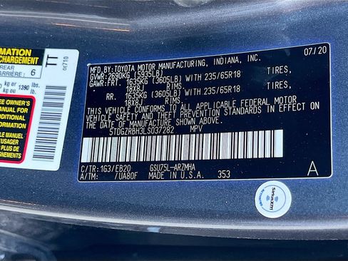 Used 2020 Toyota Highlander XLE AWD/4WD image 34