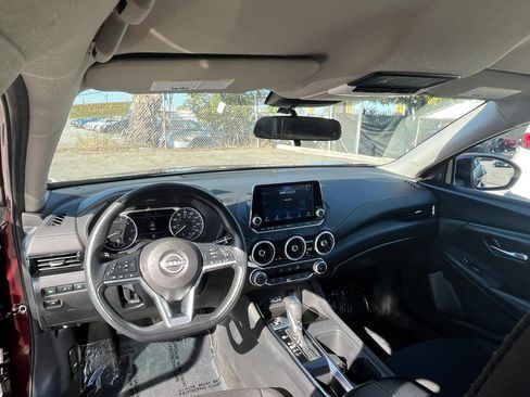 Used 2025 Nissan Sentra SV FWD image 33