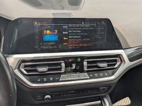 Used 2022 BMW 430i Convertible w/ M Sport Package RWD image 9