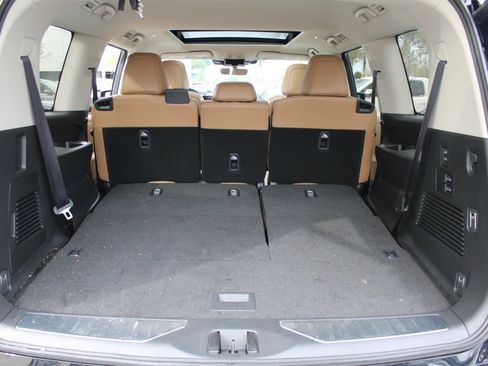 Certified 2025 INFINITI QX80 Luxe image 52