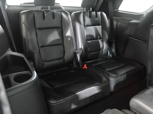 Used 2018 Ford Explorer Limited w/ Equipment Group 301A AWD/4WD image 20