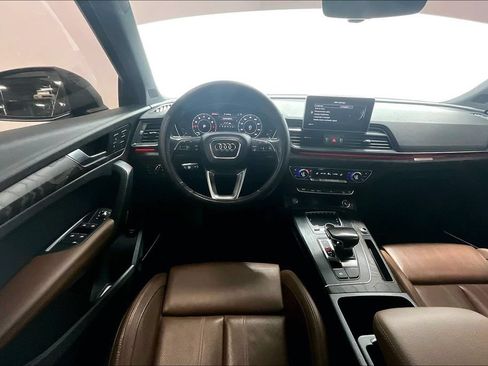 Used 2018 Audi Q5 Prestige AWD/4WD image 5