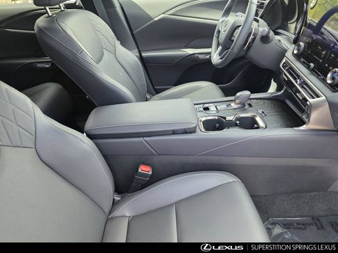 Certified 2025 Lexus RX 350h w/ Convenience Package AWD/4WD image 32