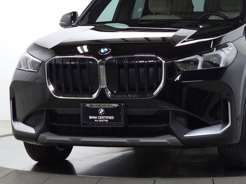 Used 2023 BMW X1 xDrive28i w/ Convenience Package AWD/4WD image 3