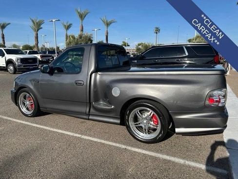 Used 2004 Ford F150 Lightning RWD image 2