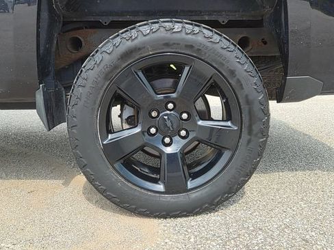 Used 2016 Chevrolet Silverado 1500 W/T w/ Black Out Edition RWD image 9