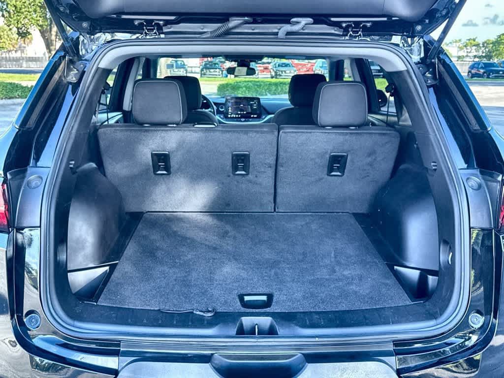 Used 2024 Chevrolet Blazer LT FWD image 25