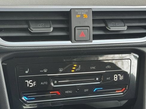 New 2026 Volkswagen Taos SE AWD/4WD image 21