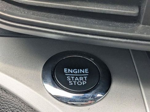Certified 2023 Ford Explorer XLT RWD image 29