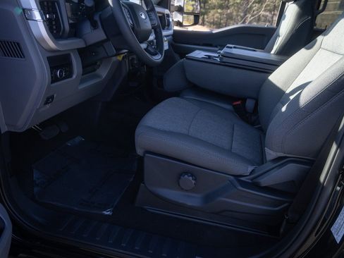 New 2026 Ford F250 XL w/ STX Appearance Package AWD/4WD image 17