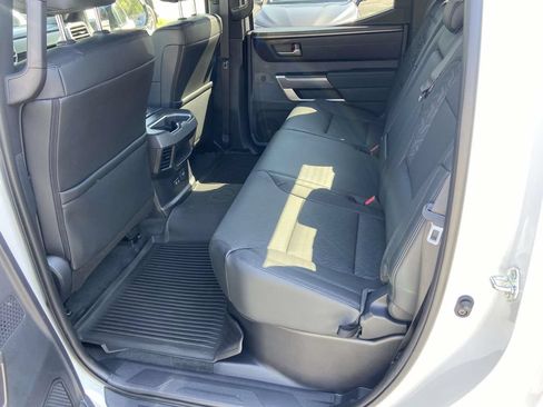 Used 2025 Toyota Tundra SR5 w/ SR5 Premium Package AWD/4WD image 20