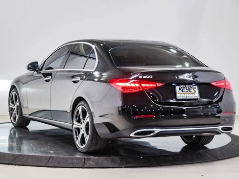 Used 2023 Mercedes-Benz C 300 Sedan image 2