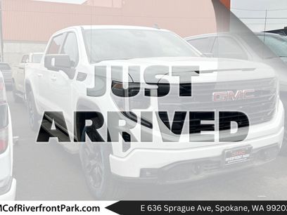 Used 2022 GMC Sierra 1500 Elevation w/ Elevation Premium Package
