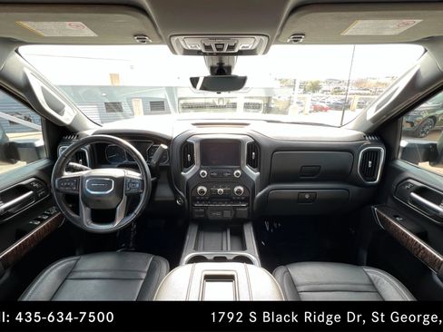 Used 2020 GMC Sierra 3500 Denali w/ Denali Ultimate Package image 9