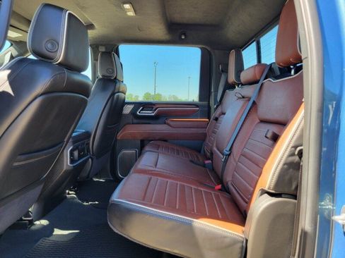 Used 2025 GMC Sierra 2500 Denali Ultimate AWD/4WD image 29