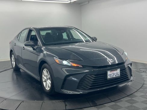Used 2026 Toyota Camry LE w/ Convenience Package FWD image 3